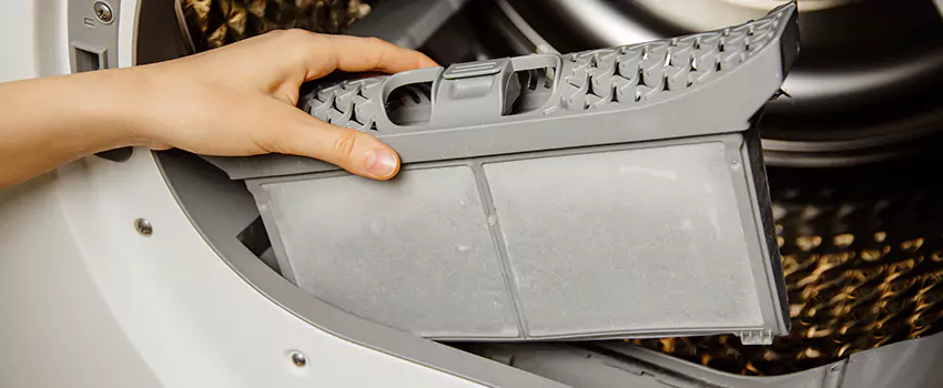 Signs Of A Clogged Dryer Lint Trap in Carlisle, Pennsylvania